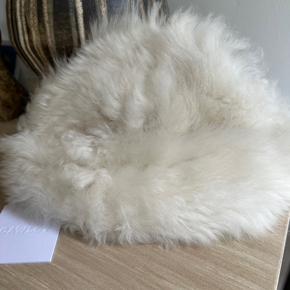 Cawley Studios Sheepskin Hat - Picture 1 of 3
